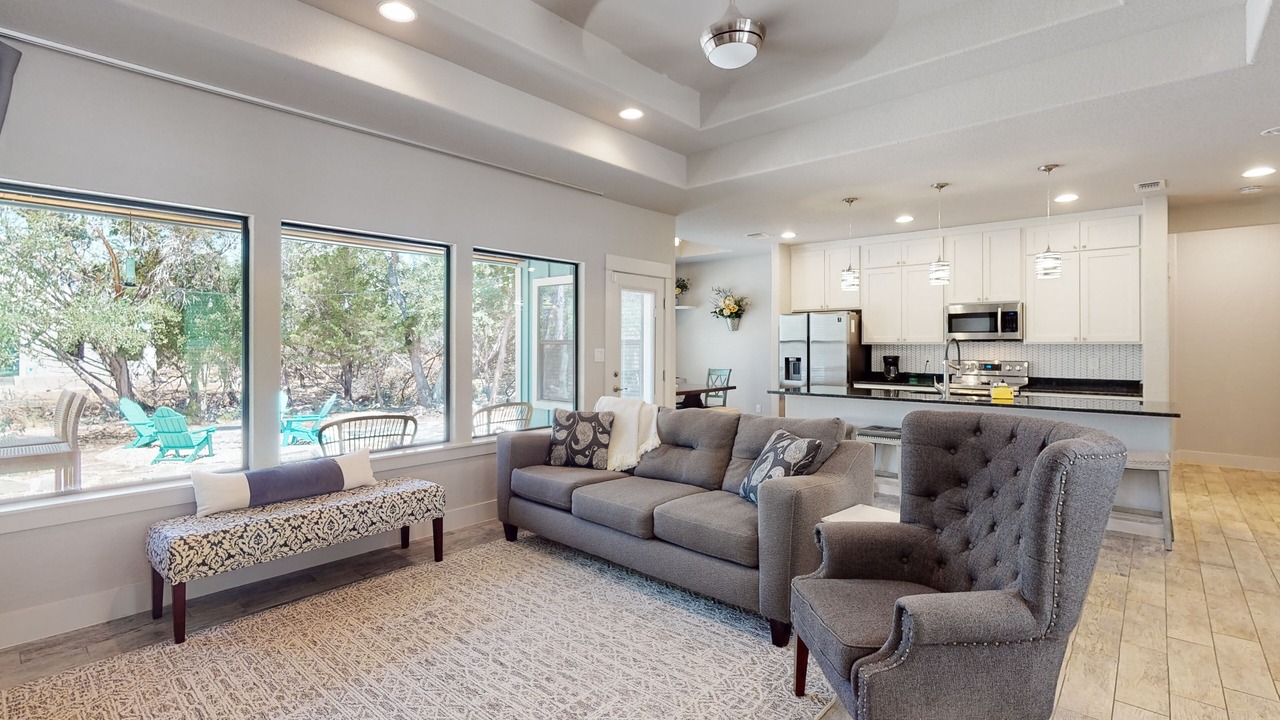 Photo of Livingroom in Spring Branch