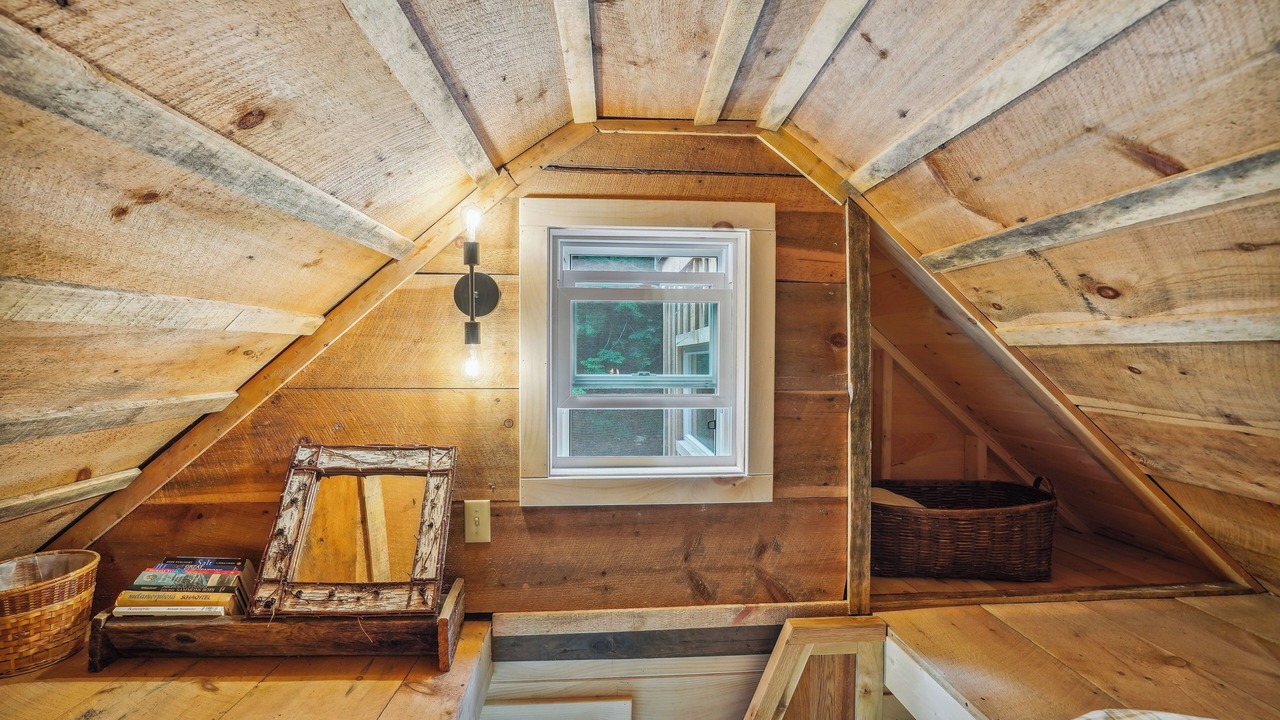 Photo of Bedroom in Gloversville