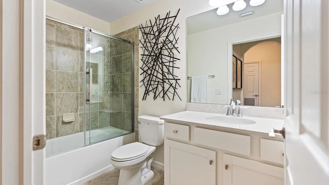 Photo of Bathroom in Lakewood Ranch