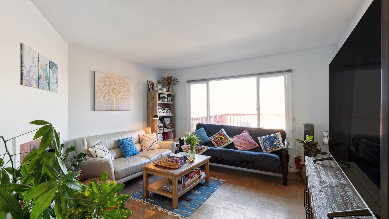 Photo of Livingroom in Visitacion Valley