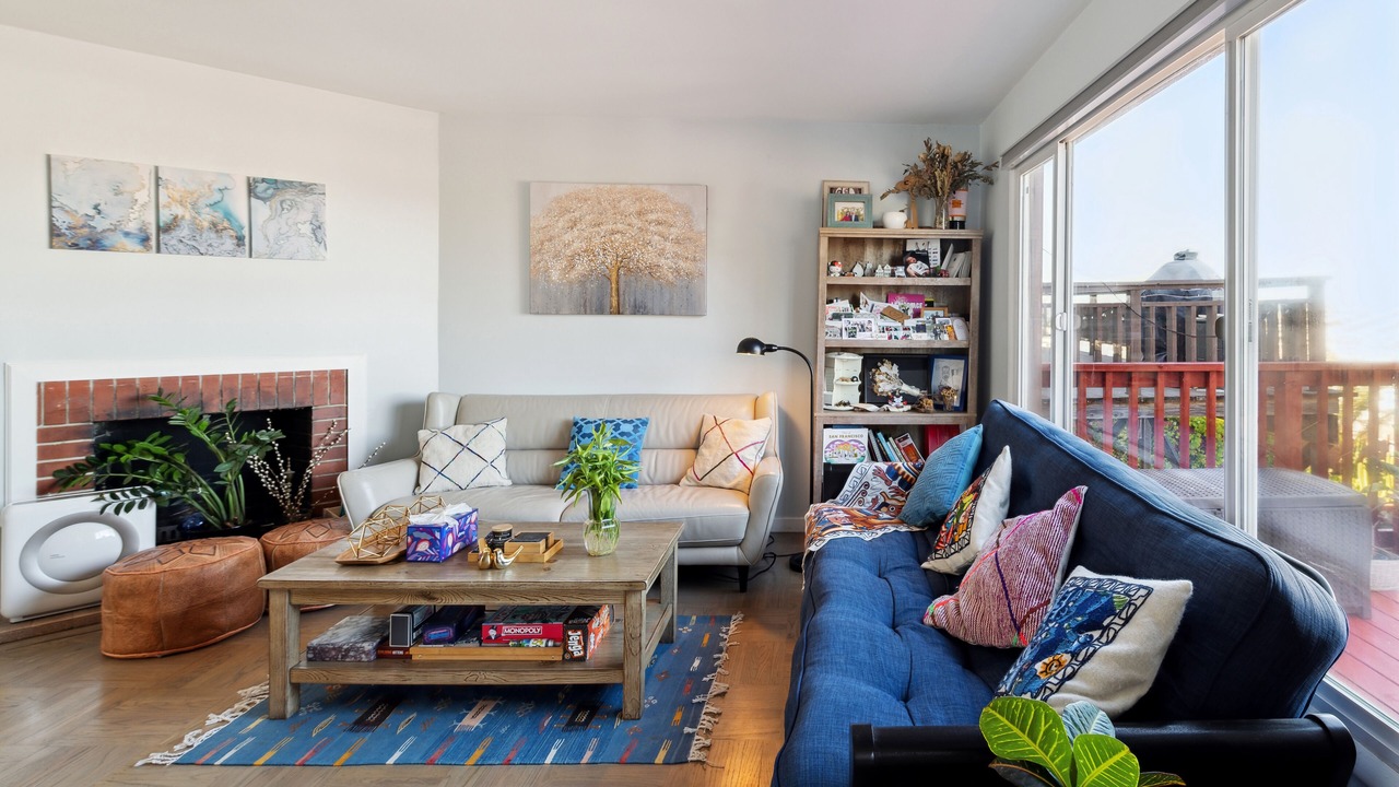 Photo of Livingroom in Visitacion Valley