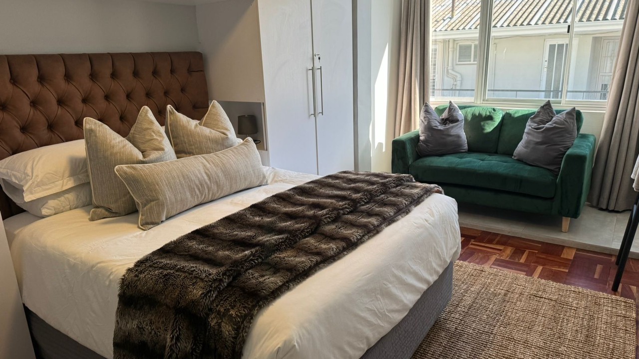Photo of Bedroom in Sea Point