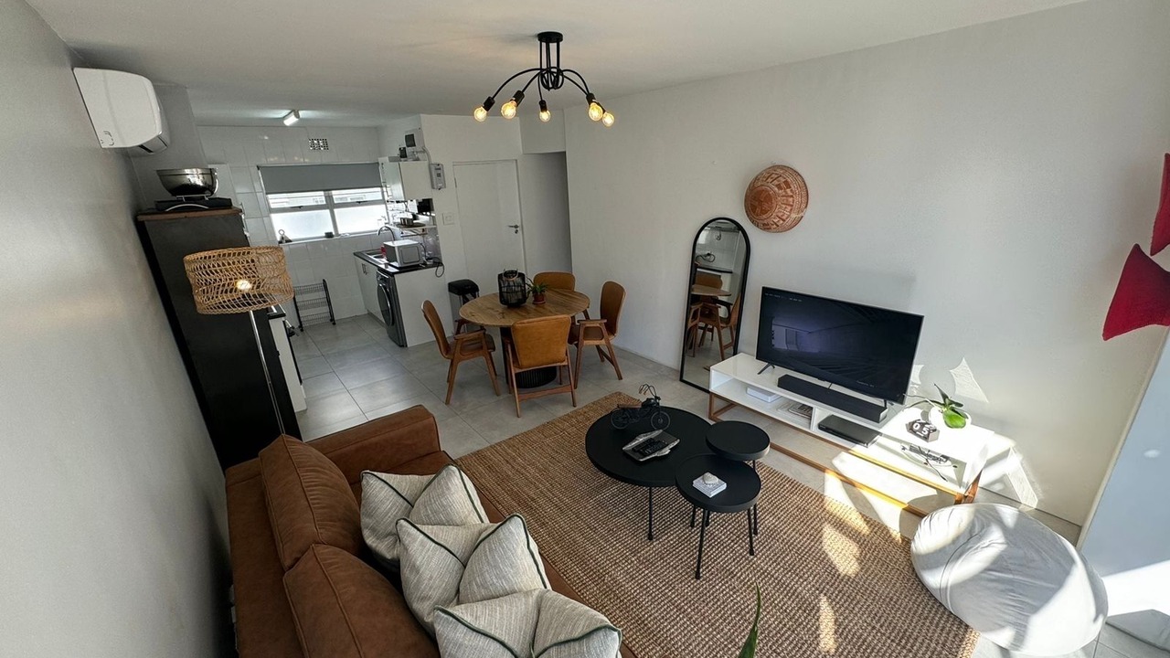 Photo of Livingroom in Sea Point