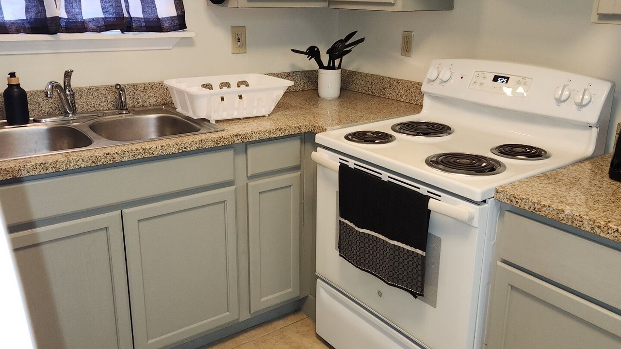 Photo of Kitchen in Little Woods