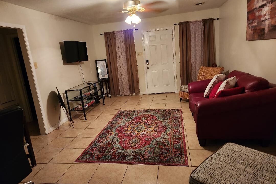 Photo of Livingroom in Little Woods