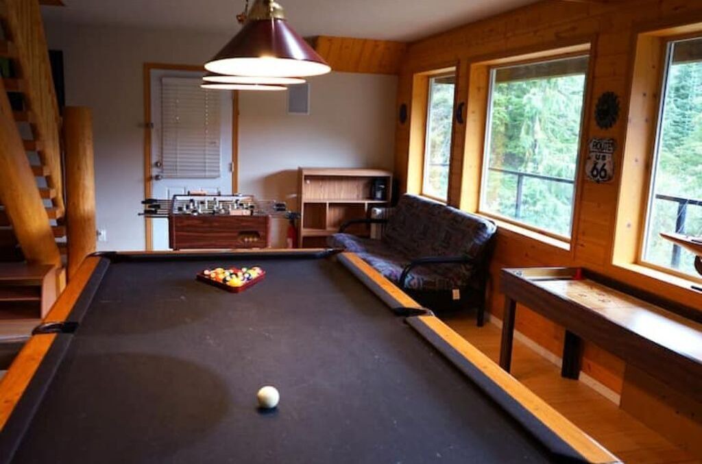 Photo of Bedroom in Hemlock Valley