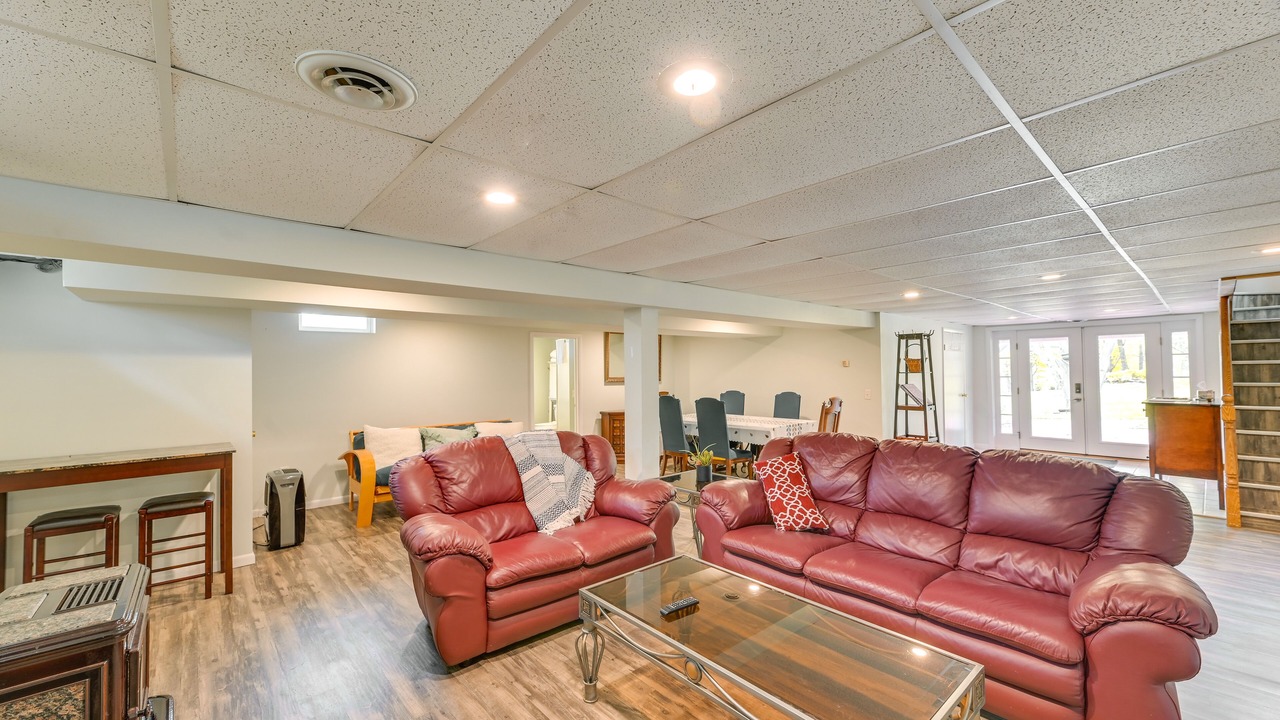 Photo of Livingroom in Canandaigua