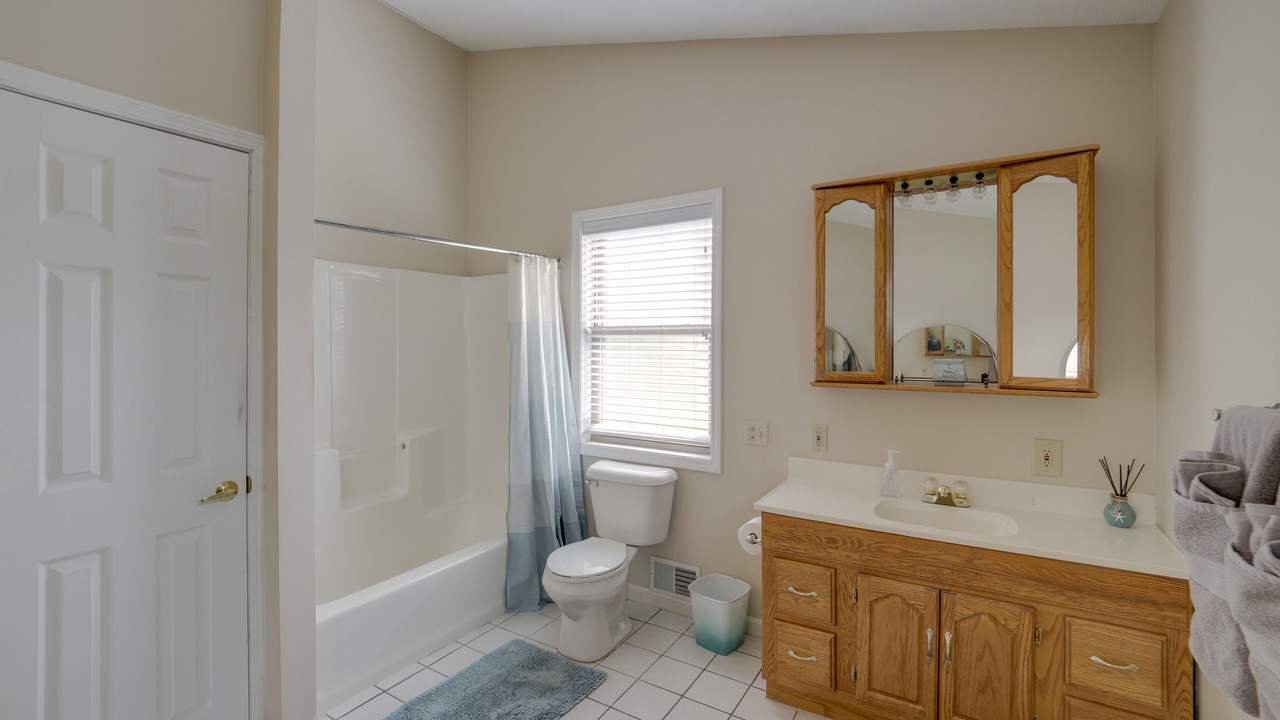 Photo of Bathroom in Horton