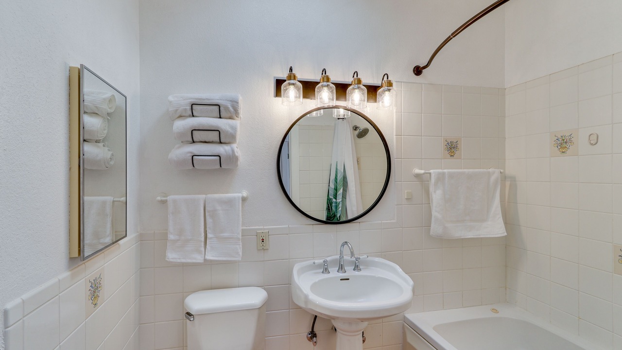 Photo of Bathroom in Eleven Mile Corner