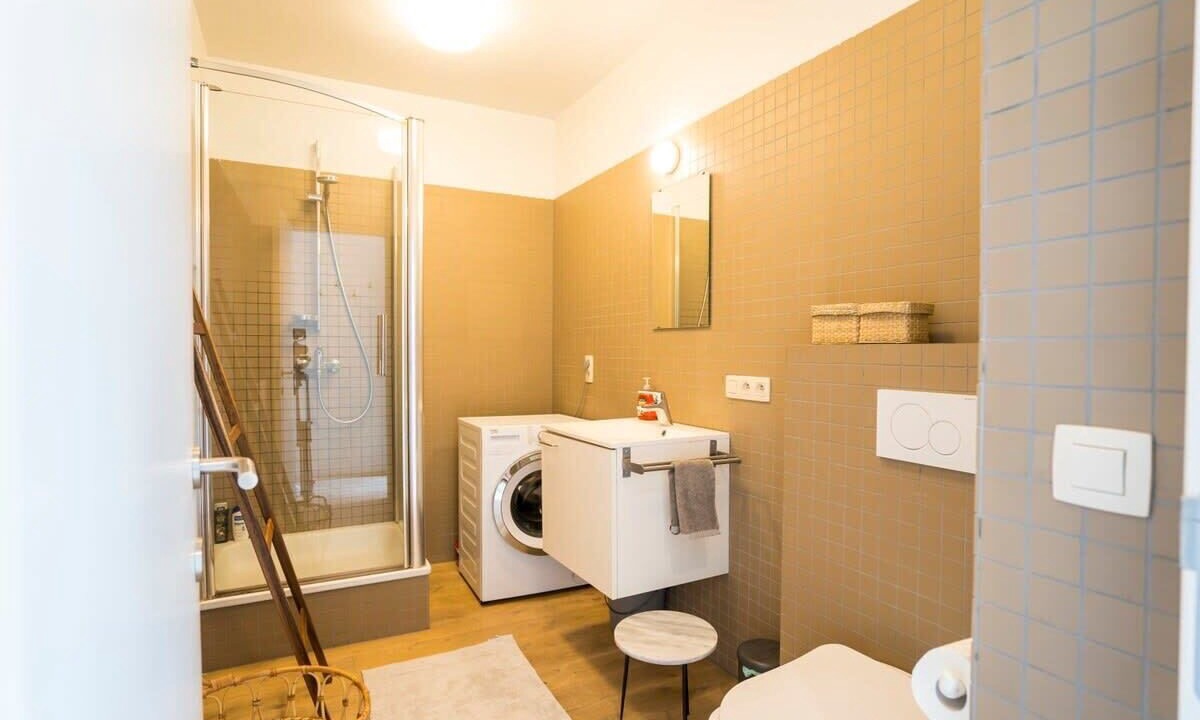 Photo of Bathroom in University District