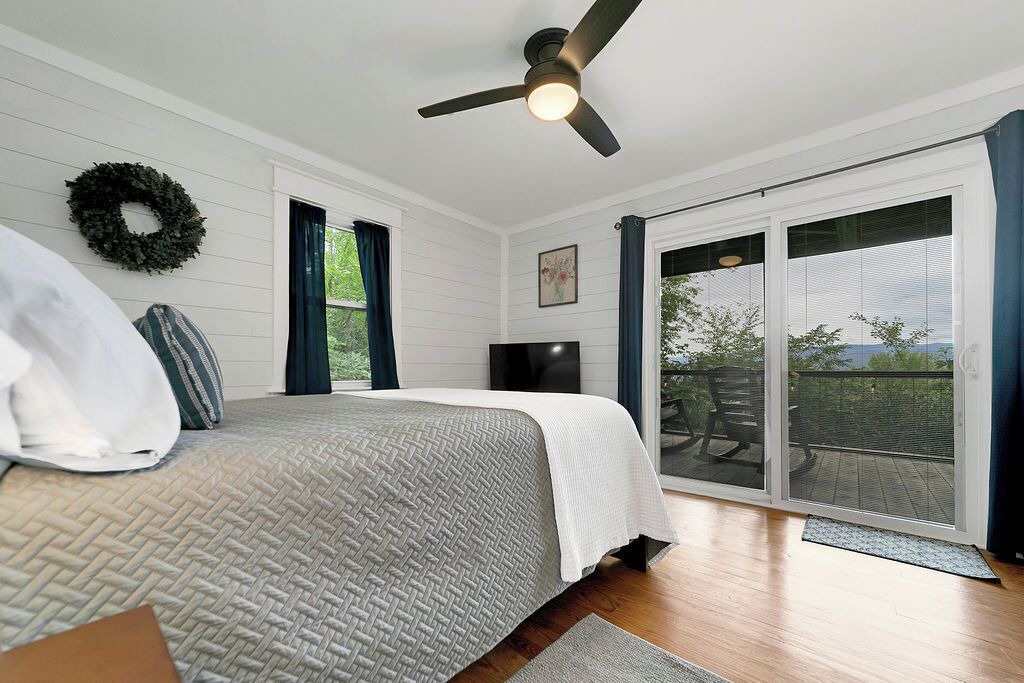 Photo of Bedroom in Brevard