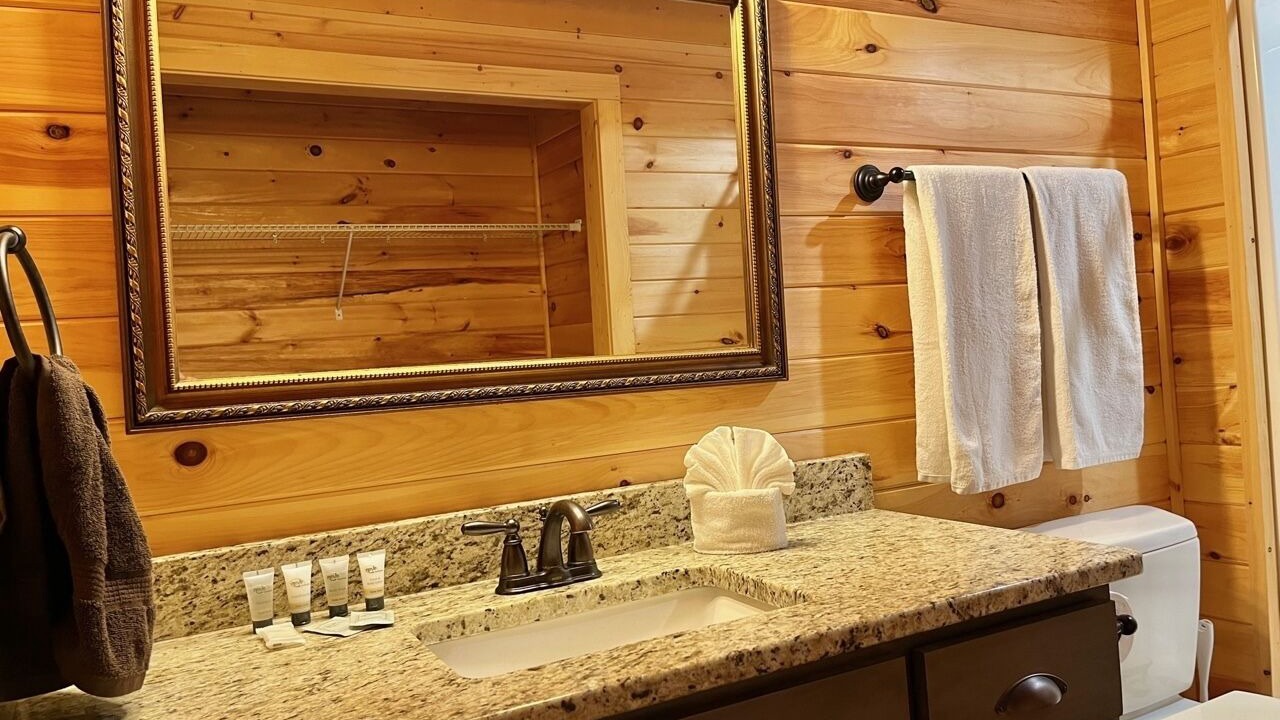 Photo of Bathroom in Pine Mountain Valley