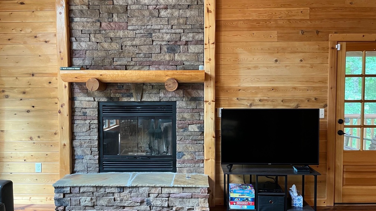 Photo of Livingroom in Pine Mountain Valley
