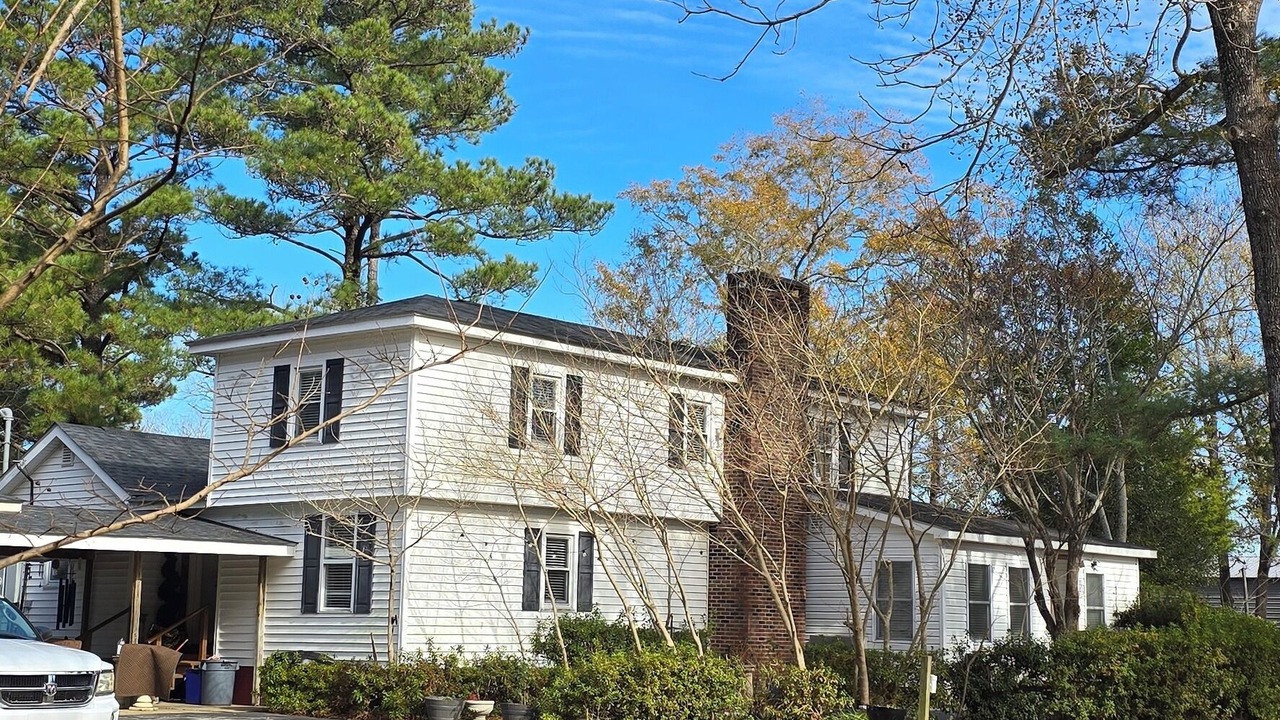 Photo of Outdoor in Hubert