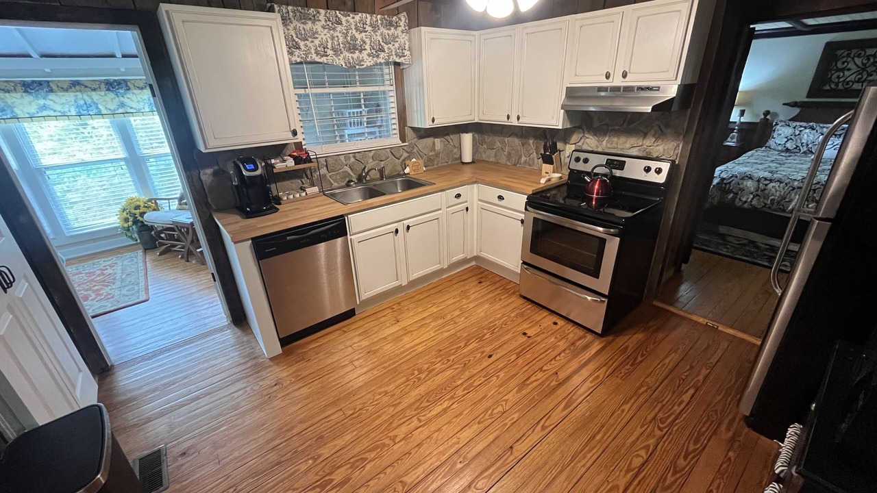 Photo of Kitchen in Wolf Laurel