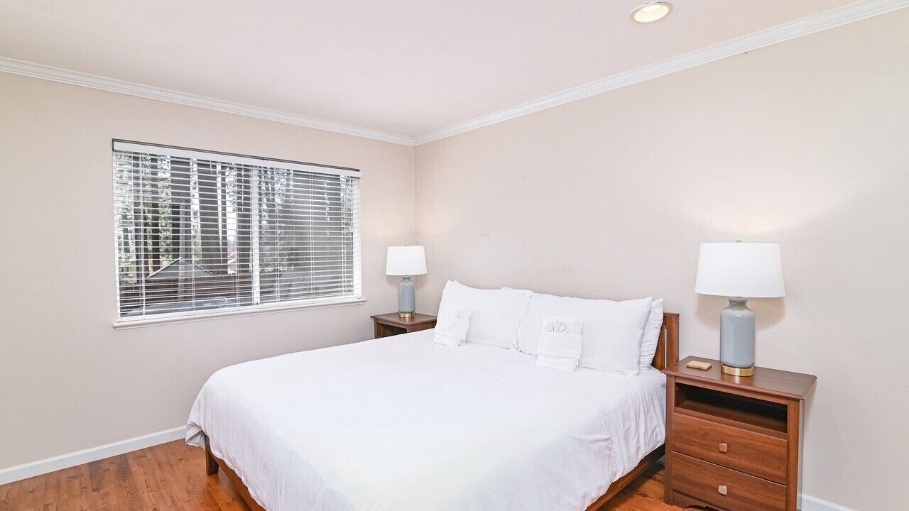 Photo of Bedroom in Lower Kingsbury