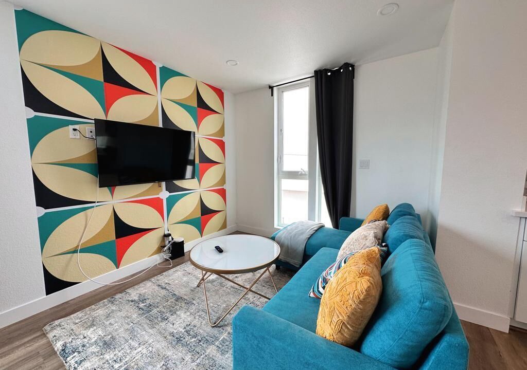 Photo of Livingroom in Mid City