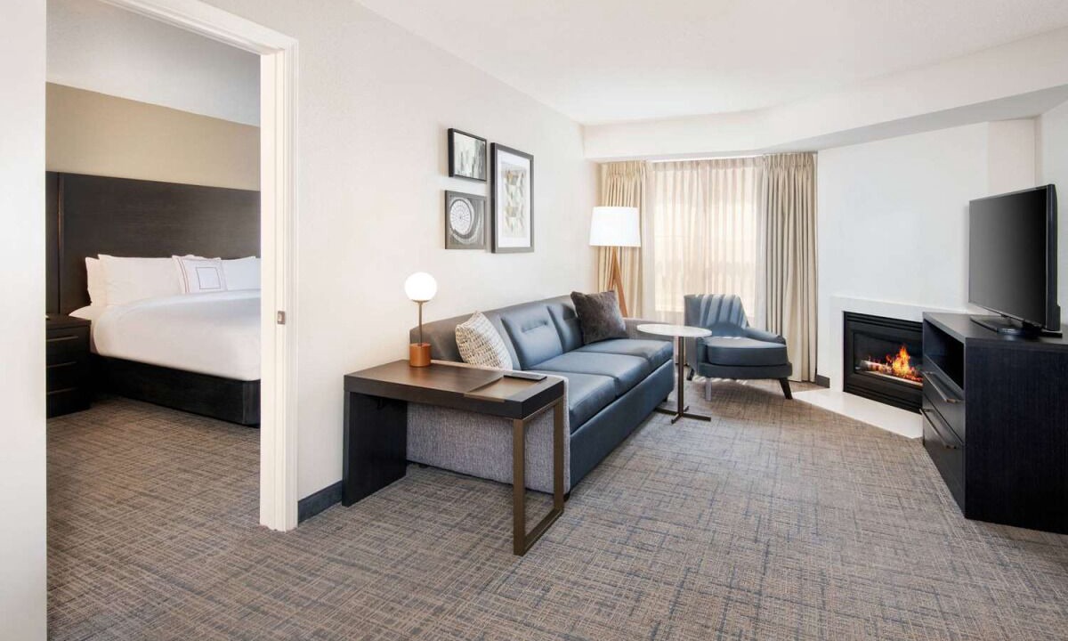 Photo of Livingroom in Town Center