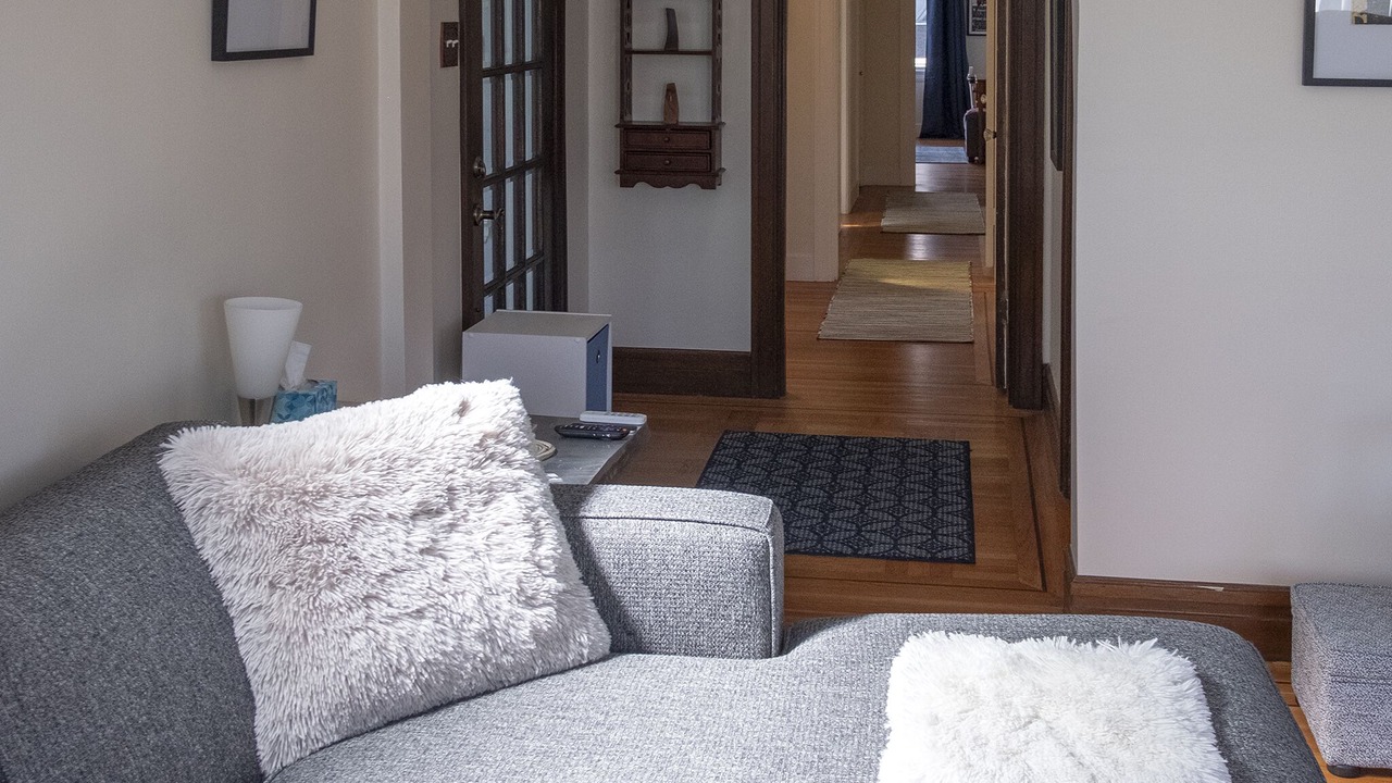 Photo of Livingroom in Cayuga Terrace