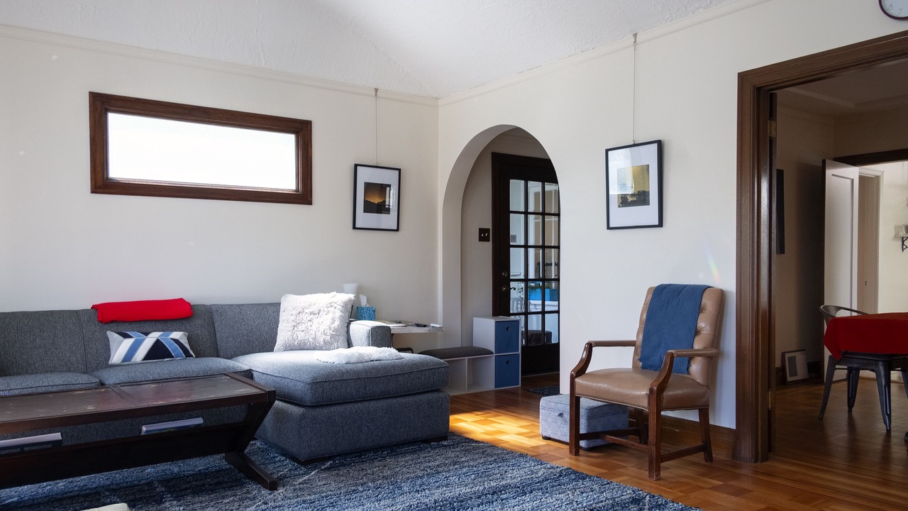 Photo of Livingroom in Cayuga Terrace