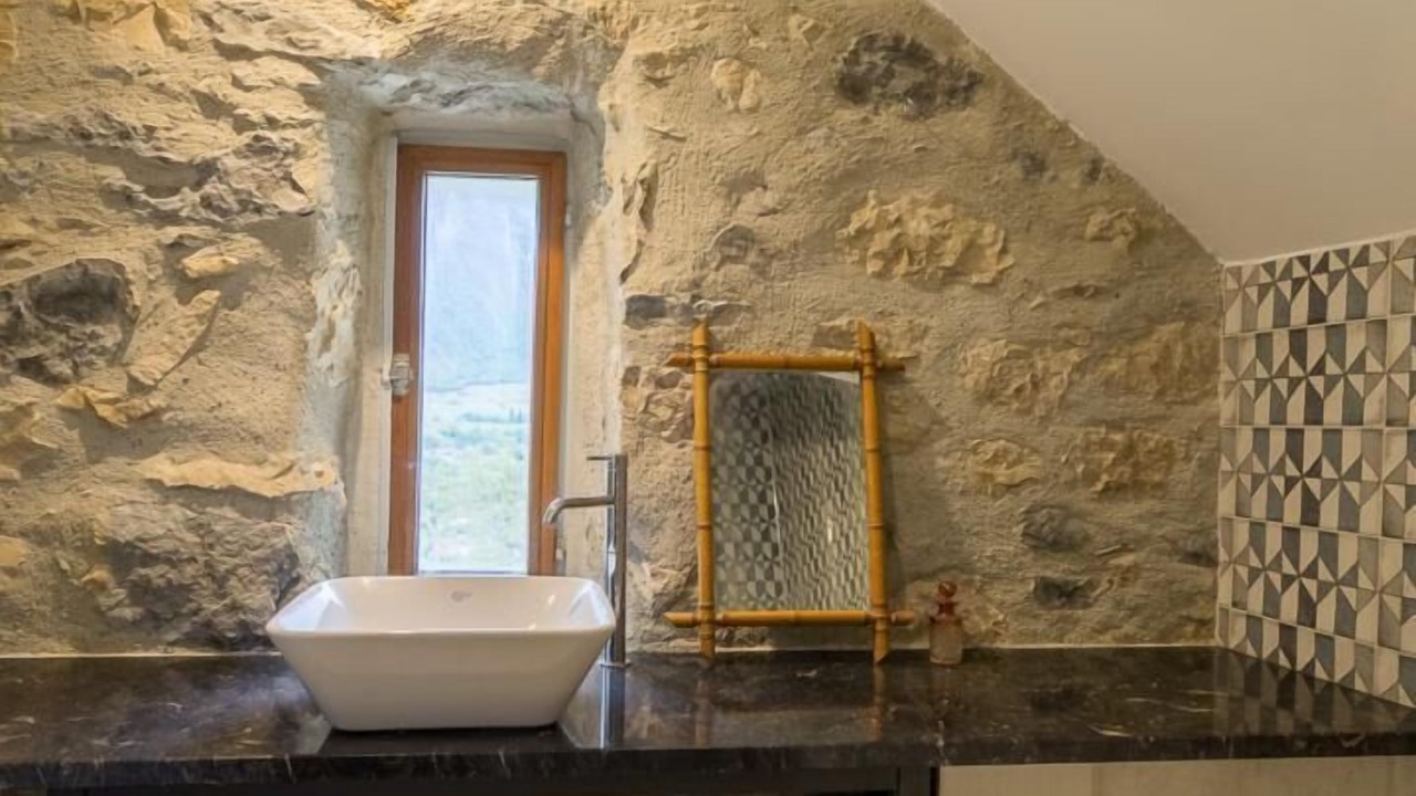 Photo of Bathroom in Myans
