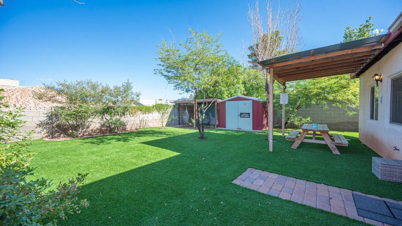 Photo of Outdoor in Black Mountain
