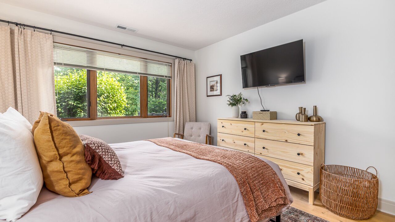 Photo of Bedroom in The Galena Territory