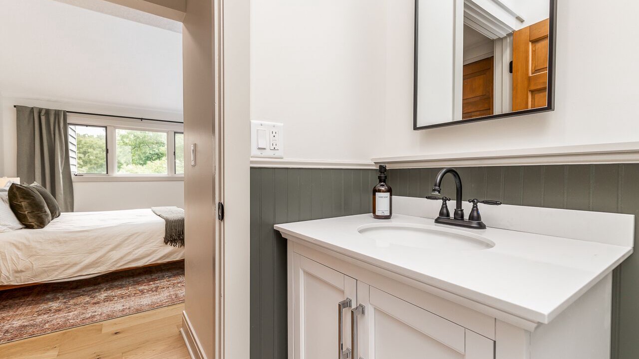 Photo of Bathroom in The Galena Territory