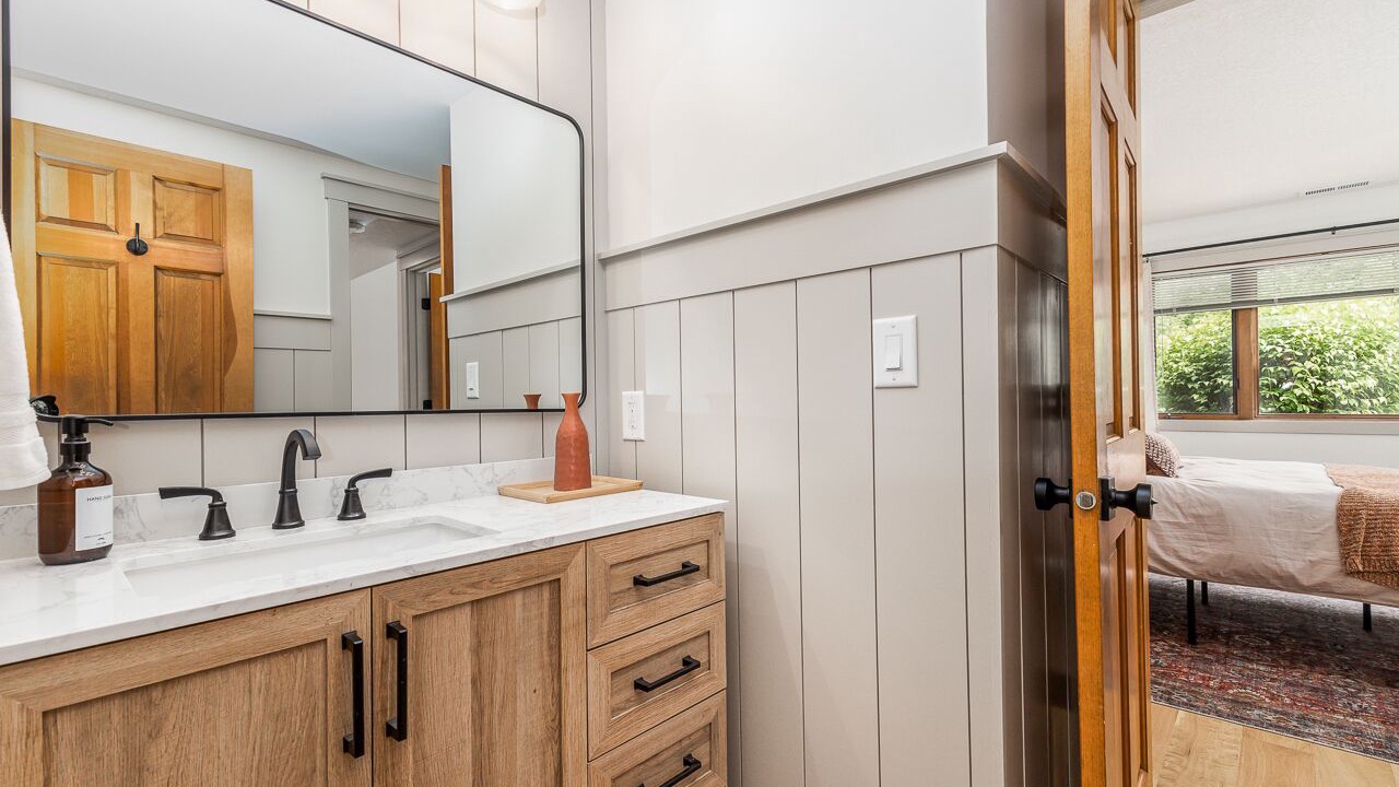 Photo of Bathroom in The Galena Territory