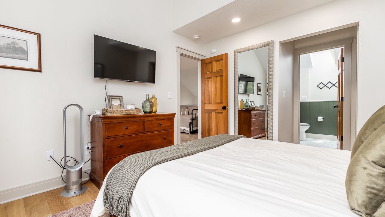 Photo of Bedroom in The Galena Territory