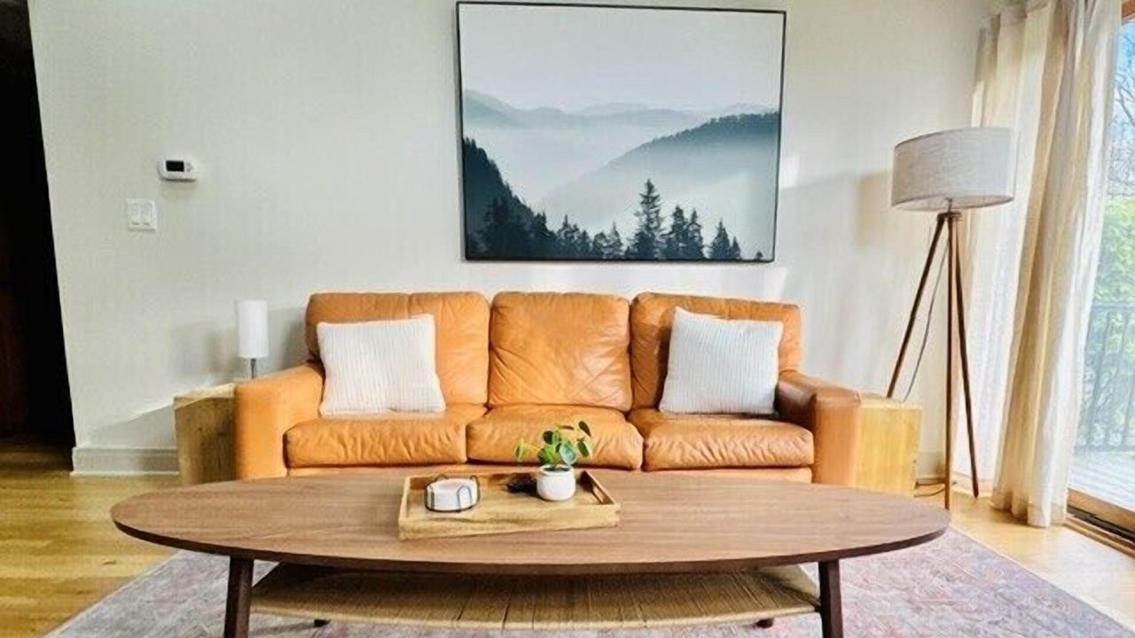 Photo of Livingroom in The Galena Territory