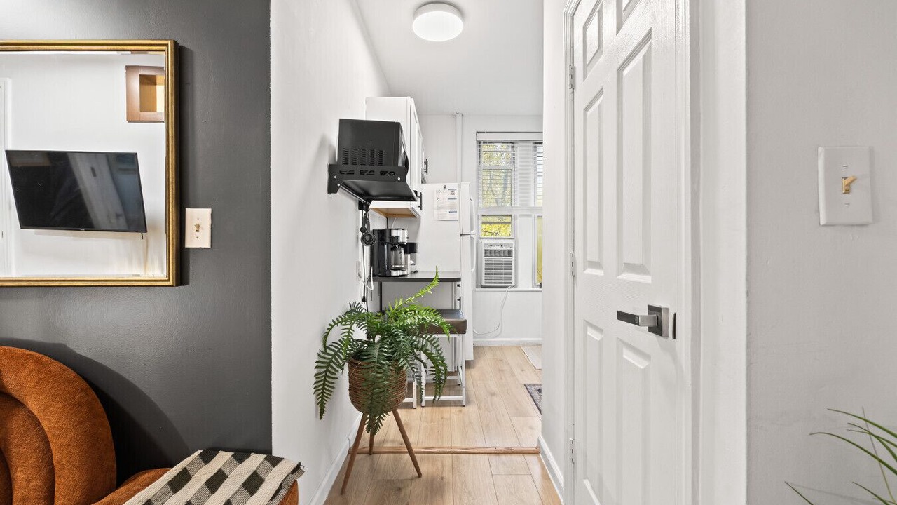 Photo of Bedroom in Midtown West