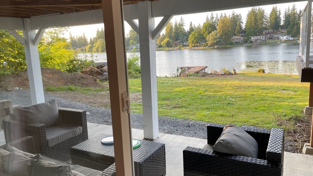 Photo of Patio Balcony in Picnic Point-North Lynnwood