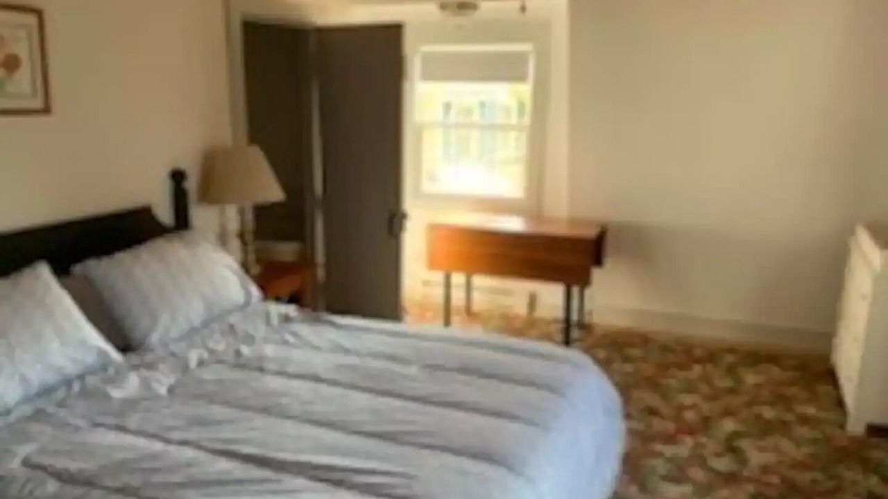 Photo of Bedroom in Clinton