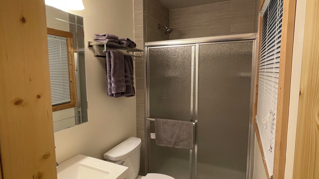 Photo of Bathroom in Munising