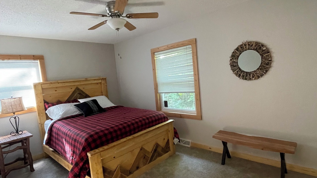 Photo of Bedroom in Munising