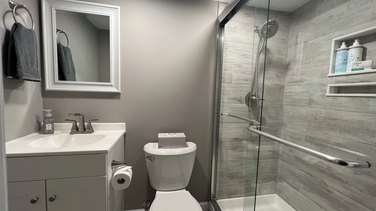 Photo of Bathroom in North Massapequa