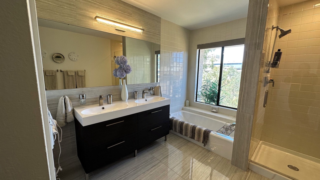 Photo of Bathroom in Park West