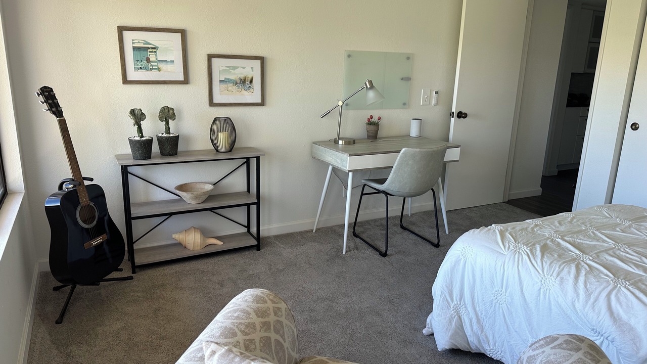 Photo of Bedroom in Park West