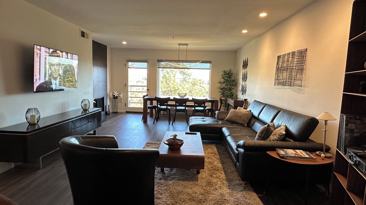 Photo of Livingroom in Park West
