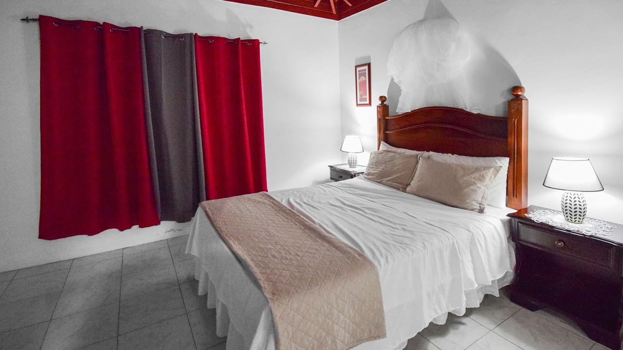 Photo of Bedroom in Mandeville