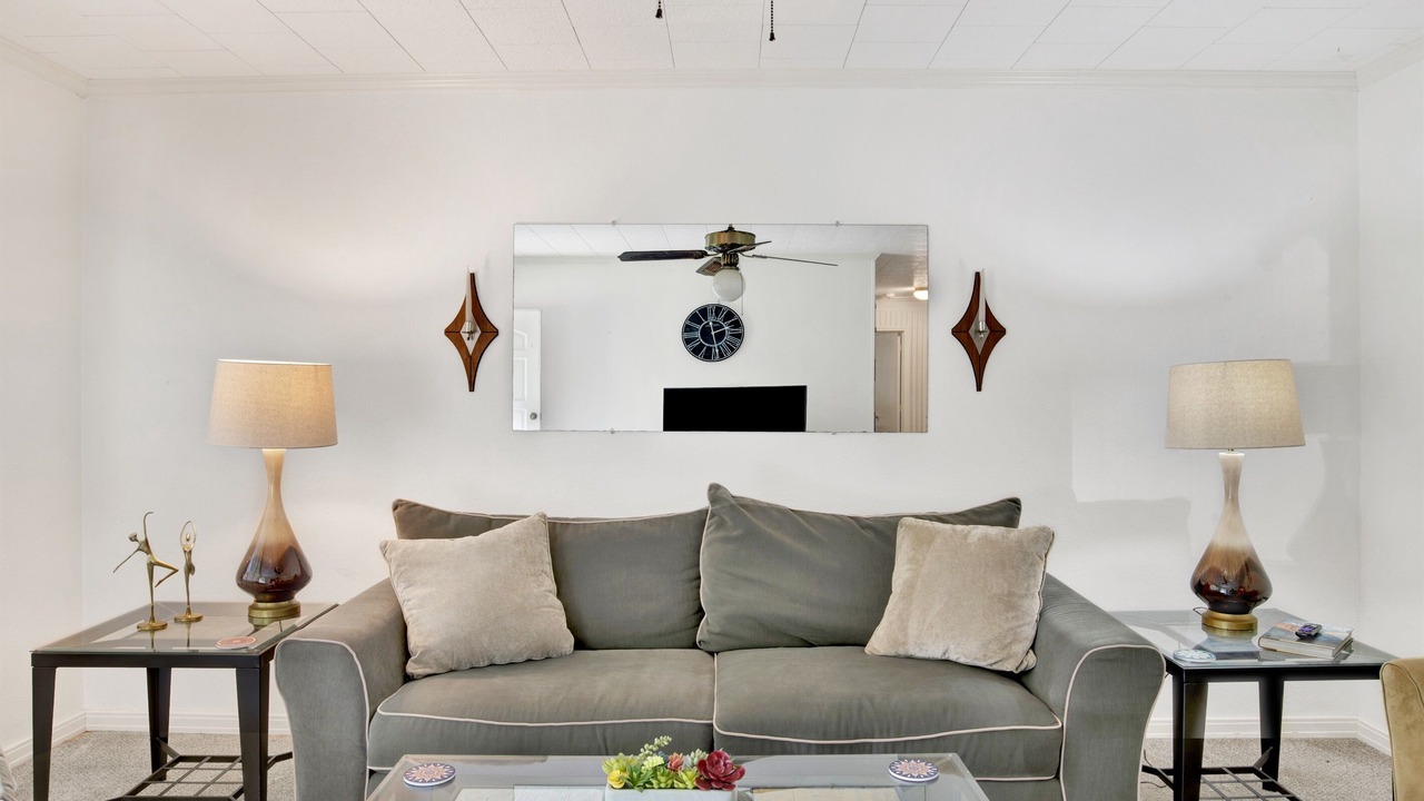 Photo of Livingroom in West Pensacola