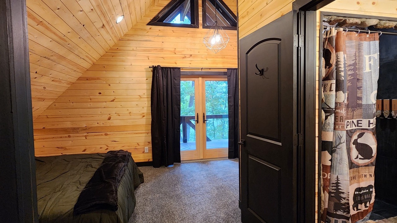 Photo of Bedroom in Pine River