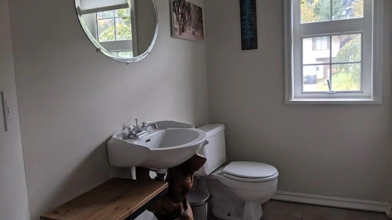Photo of Bathroom in Squamish