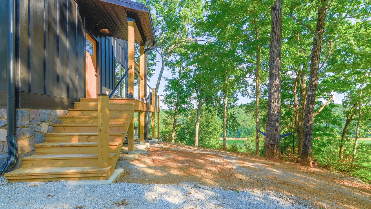 Photo of Outdoor in Byrdstown