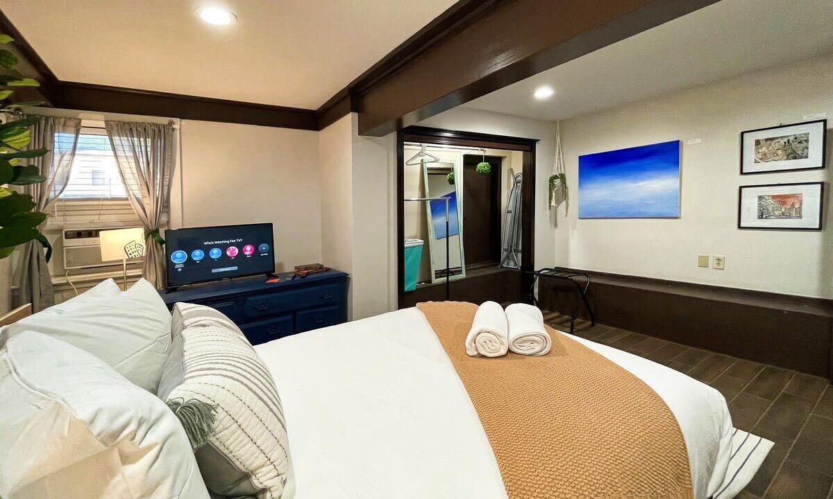 Photo of Bedroom in Midtown Sacramento