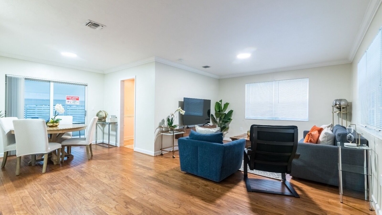 Photo of Livingroom in Miramar