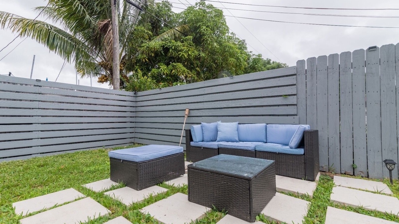 Photo of Patio Balcony in Miramar