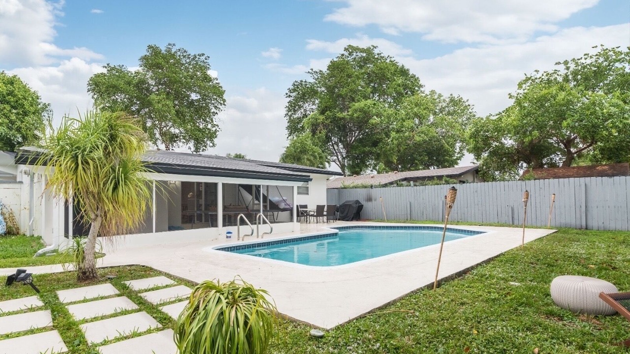 Photo of Outdoor in Miramar