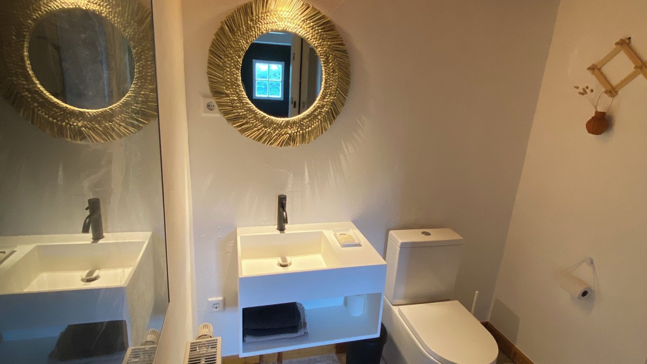 Photo of Bathroom in Kalkar